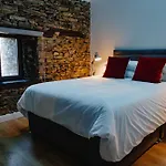 Le Manoir De La Vieille Douve Penzion
