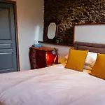Le Manoir De La Vieille Douve 4* Bourg-d'Ire