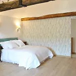 Le Manoir De La Vieille Douve Bourg-d'Ire