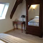 Le Manoir De La Vieille Douve 4* Bourg-d'Ire