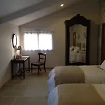Le Manoir De La Vieille Douve 4* Bourg-d'Ire