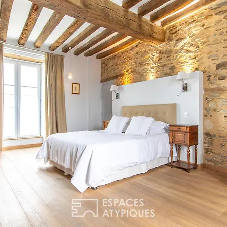 Le Manoir De La Vieille Douve ゲストハウス