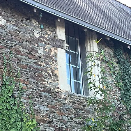 ゲストハウス Le Manoir De La Vieille Douve