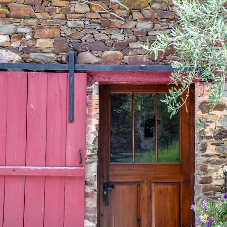 Pensionat Le Manoir De La Vieille Douve Bourg-d'Ire