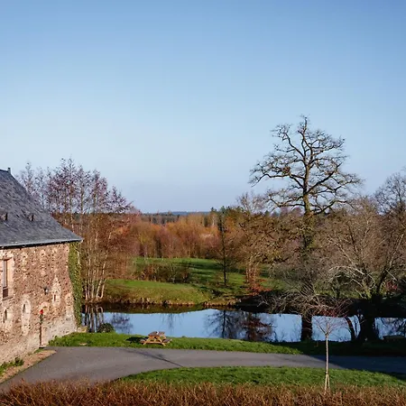Le Manoir De La Vieille Douve Pensionat Bourg-d'Ire