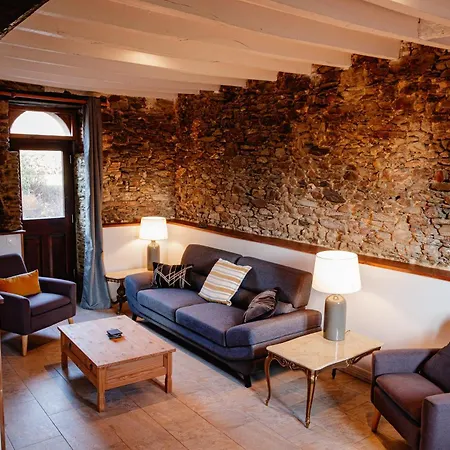 Le Manoir De La Vieille Douve Bourg-d'Iré
