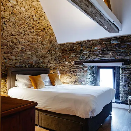 Pensionat Le Manoir De La Vieille Douve Bourg-d'Ire