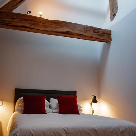 Le Manoir De La Vieille Douve ゲストハウス