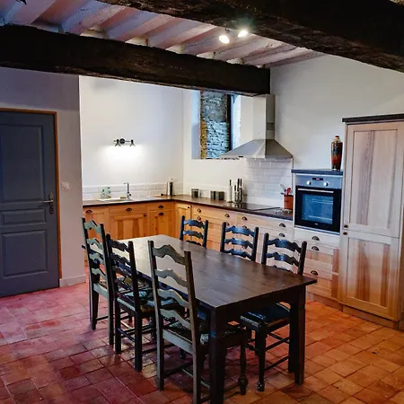 Le Manoir De La Vieille Douve ゲストハウス