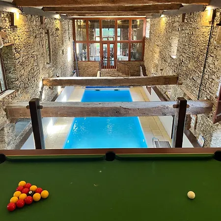 Le Manoir De La Vieille Douve