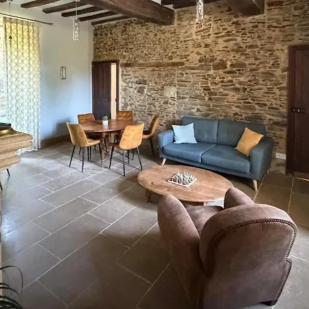 Le Manoir De La Vieille Douve