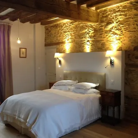 Penzion Le Manoir De La Vieille Douve Bourg-d'Ire