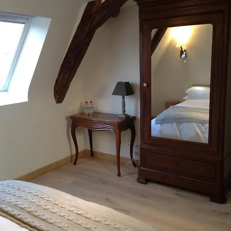 Le Manoir De La Vieille Douve 3* Bourg-d'Ire
