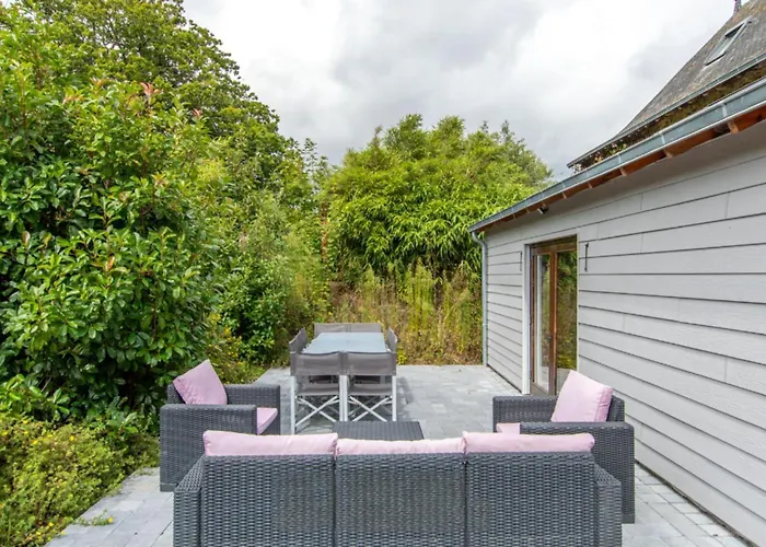 Le Manoir De La Vieille Douve