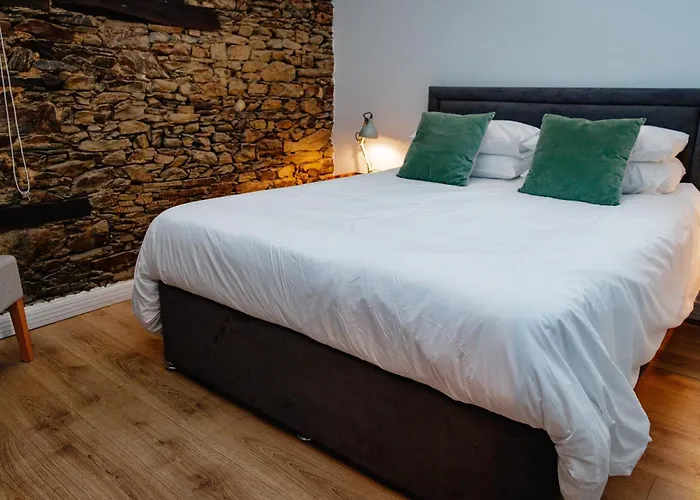 Le Manoir De La Vieille Douve Maison d'hôtes Bourg-d'Ire