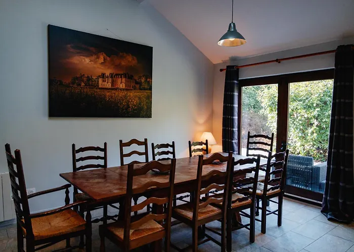 Le Manoir De La Vieille Douve Bourg-d'Ire