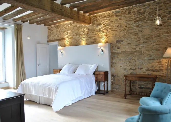 Le Manoir De La Vieille Douve