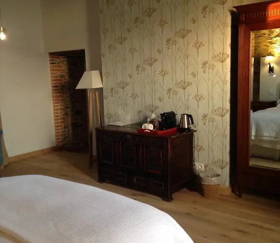 Maison d'hôtes Le Manoir De La Vieille Douve