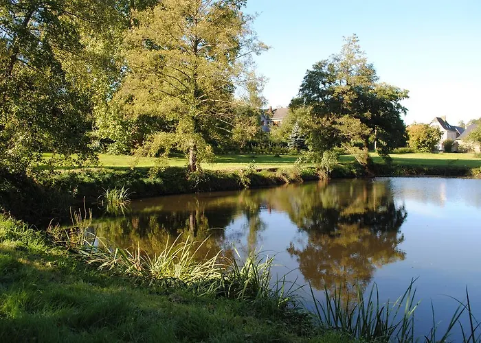 Le Manoir De La Vieille Douve